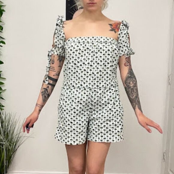 Milly Off the Shoulder Palm Tree Zoey Romper Elastic Waist Size 0 Green/White - Picture 2 of 12